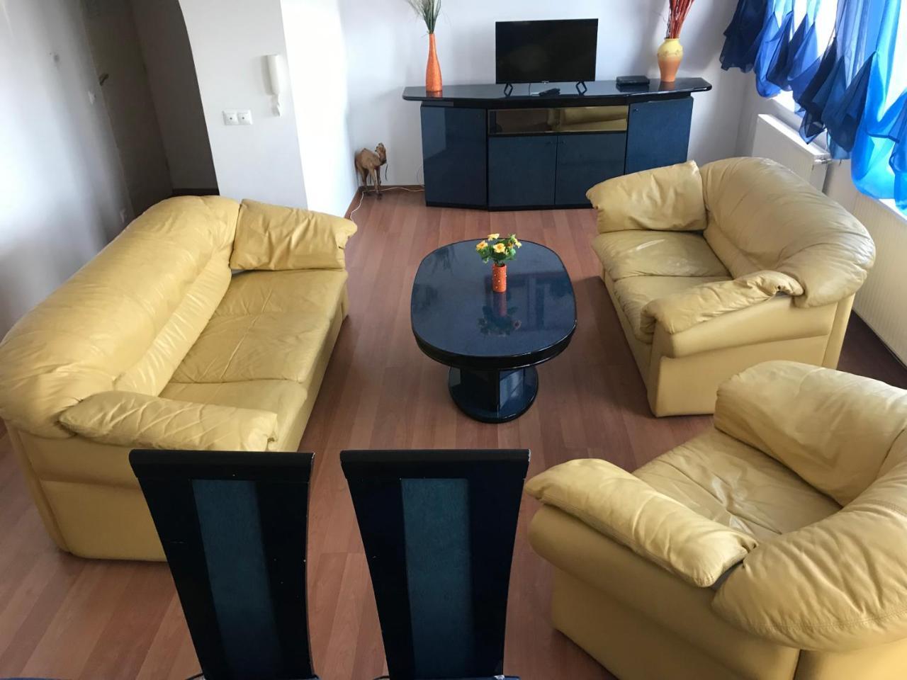 Lotusz Apartments in Nyíregyháza Buitenkant foto